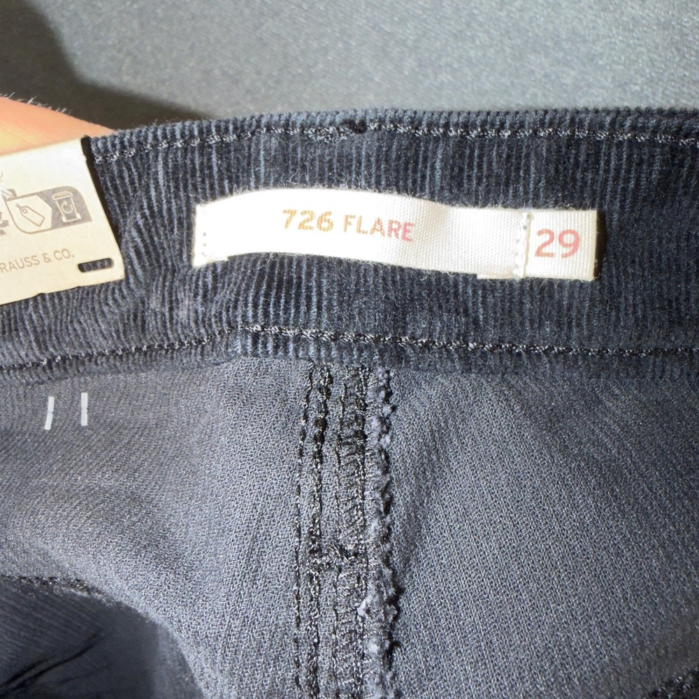 Levis 726 Flare Corduroy Pants Womens 29x32 High Rise Slim Charcoal Grey Black - Picture 3 of 12